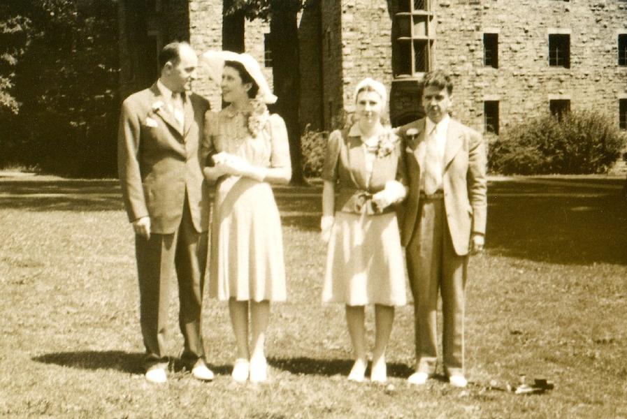 Vorwerk-Wilson wedding at DeVeaux School, 1941