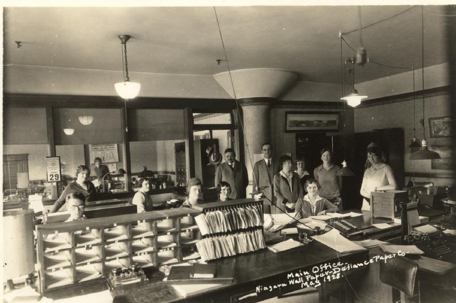 Niagara Wall Paper Company, May 1928 (Elsa Vorwerk seated at typewriter)