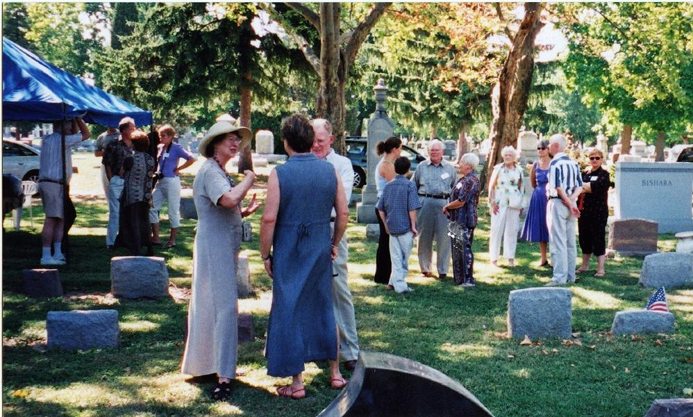 Memorial gathering at Oakwood Cemetery for Carolyn Wilson Vorwerk, 4 August 2001