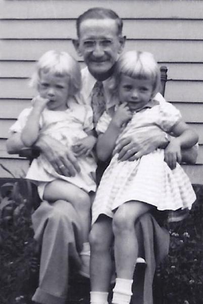 Herbert Longsdale Wilson and daughters Deborah & Kathy, 1954 in Ontario