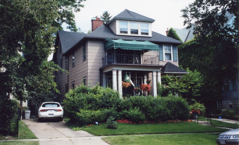 715 Richmond Avenue, Buffalo, photographed August 2000