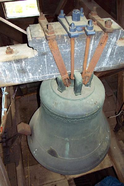 Glockenturm, Evangelische Kirche, Klein-Rechtenbach, Mai 2004