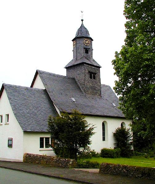 Evangelische Kirche, Klein-Rechtenbach, Mai 2004