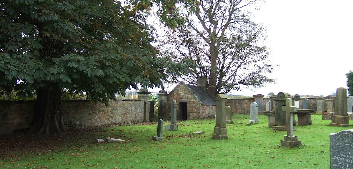 Gatehouse, Newton Parish Kirkyard, Midlothian