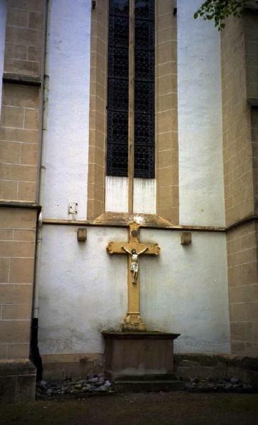 Mariä Himmelfahrt, die katholische Kirche von Undenheim, Mai 2004
